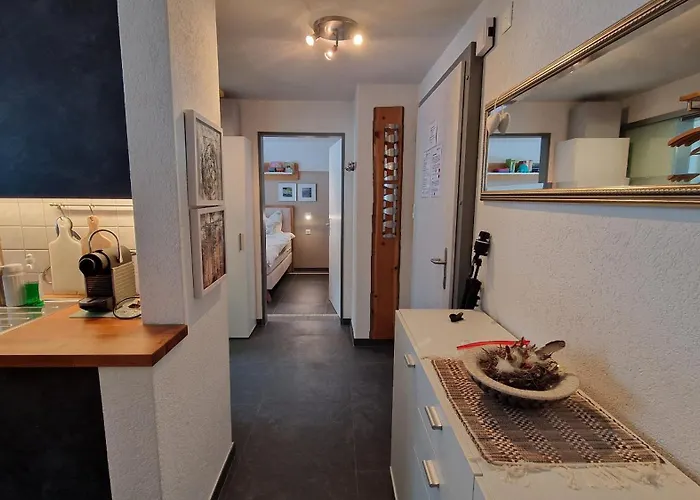 Haus Vallesia アパート